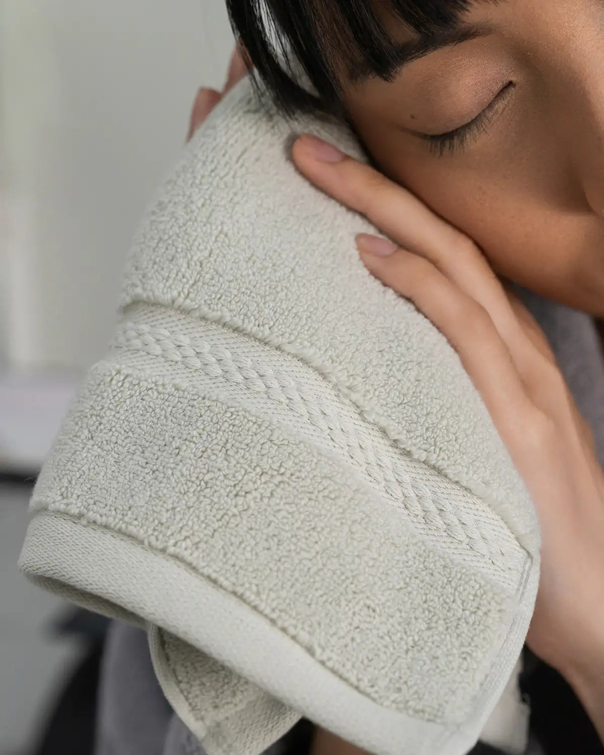 UltraSoft Premium Cotton 700 GSM Washcloth Duo